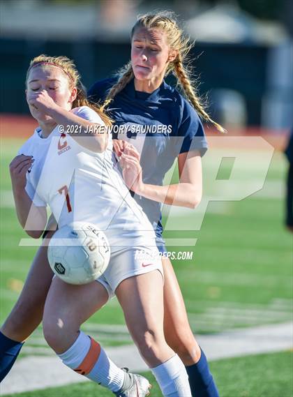 Thumbnail 2 in Capital @ Lakes (WIAA 3A Divisional Playoff) photogallery.