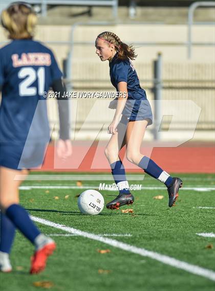 Thumbnail 1 in Capital @ Lakes (WIAA 3A Divisional Playoff) photogallery.