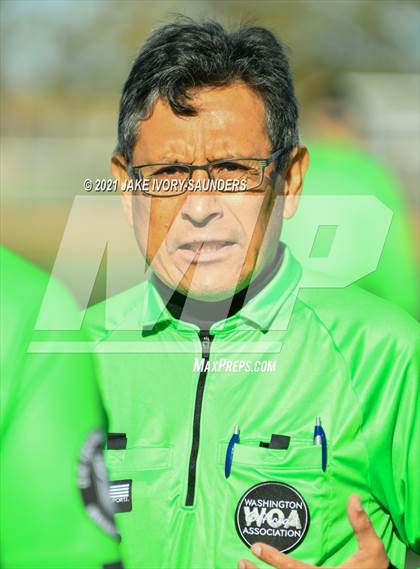 Thumbnail 2 in Capital @ Lakes (WIAA 3A Divisional Playoff) photogallery.