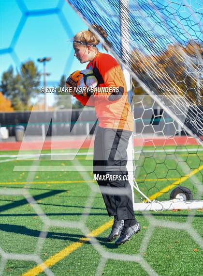 Thumbnail 3 in Capital @ Lakes (WIAA 3A Divisional Playoff) photogallery.