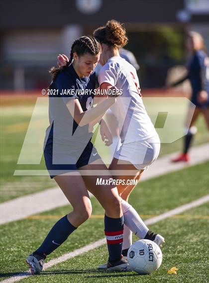 Thumbnail 2 in Capital @ Lakes (WIAA 3A Divisional Playoff) photogallery.