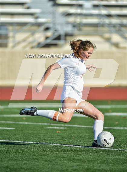 Thumbnail 2 in Capital @ Lakes (WIAA 3A Divisional Playoff) photogallery.