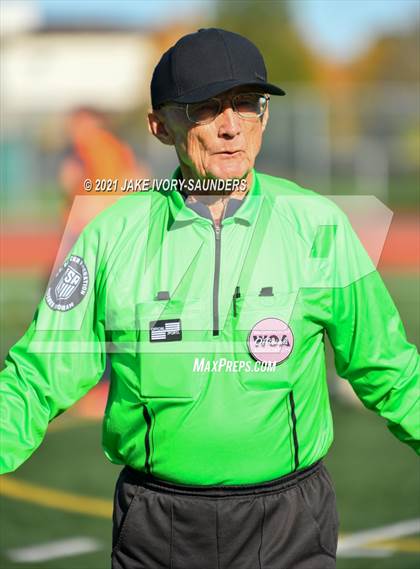 Thumbnail 1 in Capital @ Lakes (WIAA 3A Divisional Playoff) photogallery.