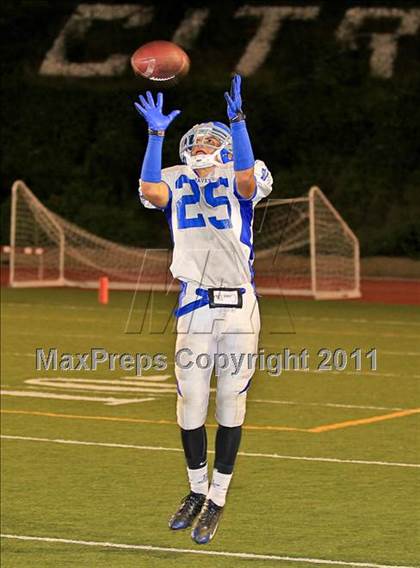 Thumbnail 3 in Alta Loma vs. Glendora photogallery.