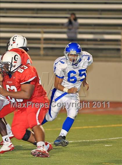 Thumbnail 3 in Alta Loma vs. Glendora photogallery.