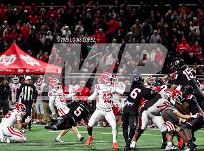 Thumbnail 1 in Mater Dei @ Centennial (CIF SS D1 Semifinal) photogallery.