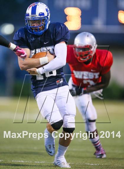 Thumbnail 3 in The Sunshine Classic (East vs. West) photogallery.