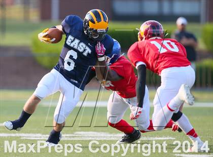 Thumbnail 3 in The Sunshine Classic (East vs. West) photogallery.