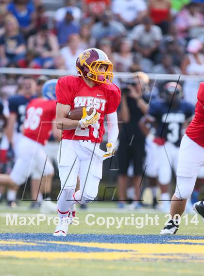 Thumbnail 1 in The Sunshine Classic (East vs. West) photogallery.
