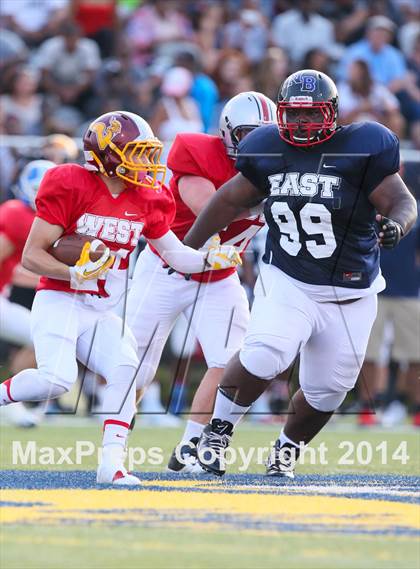 Thumbnail 2 in The Sunshine Classic (East vs. West) photogallery.