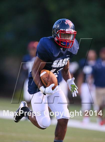 Thumbnail 1 in The Sunshine Classic (East vs. West) photogallery.
