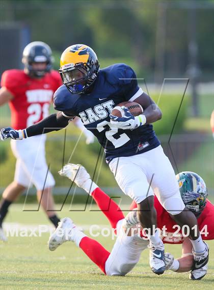 Thumbnail 1 in The Sunshine Classic (East vs. West) photogallery.