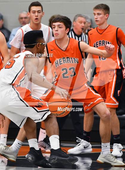 Thumbnail 1 in Mt. Vernon vs Herrin (IHSA 3A Regional Quarterfinal) photogallery.