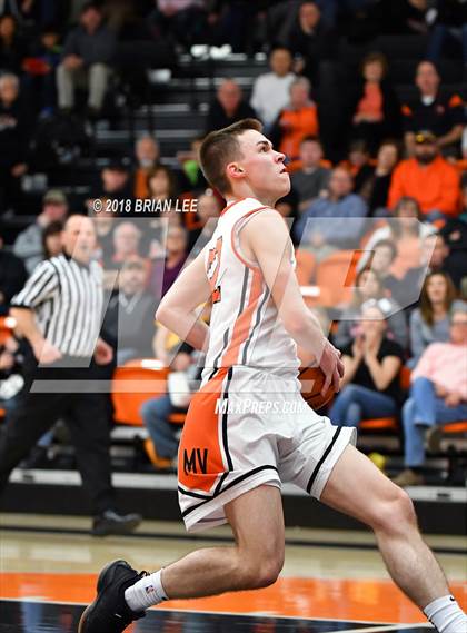Thumbnail 1 in Mt. Vernon vs Herrin (IHSA 3A Regional Quarterfinal) photogallery.