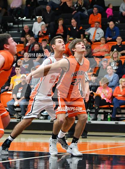 Thumbnail 2 in Mt. Vernon vs Herrin (IHSA 3A Regional Quarterfinal) photogallery.
