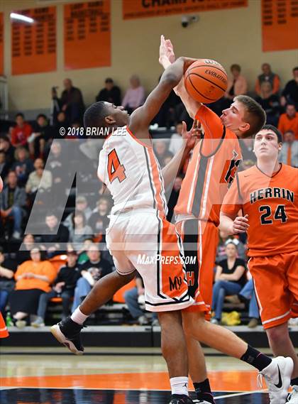 Thumbnail 1 in Mt. Vernon vs Herrin (IHSA 3A Regional Quarterfinal) photogallery.