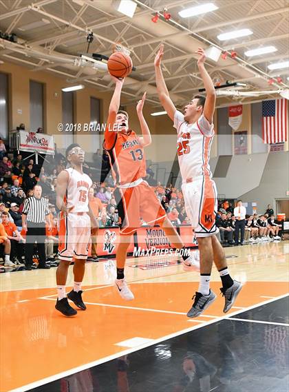 Thumbnail 3 in Mt. Vernon vs Herrin (IHSA 3A Regional Quarterfinal) photogallery.