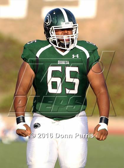 Thumbnail 1 in Bonita vs. San Dimas (Rivalry Game Smudge Pot) photogallery.
