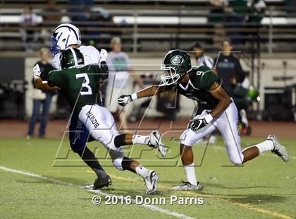 Thumbnail 1 in Bonita vs. San Dimas (Rivalry Game Smudge Pot) photogallery.