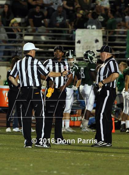 Thumbnail 1 in Bonita vs. San Dimas (Rivalry Game Smudge Pot) photogallery.