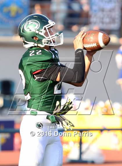 Thumbnail 1 in Bonita vs. San Dimas (Rivalry Game Smudge Pot) photogallery.