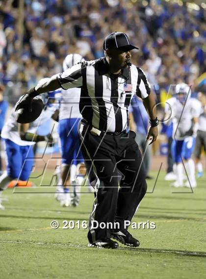 Thumbnail 3 in Bonita vs. San Dimas (Rivalry Game Smudge Pot) photogallery.
