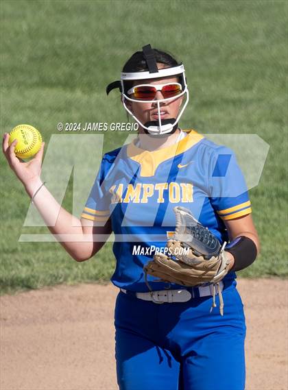 Thumbnail 2 in Elizabeth Forward vs. Hampton (WPIAL 4A Final) photogallery.