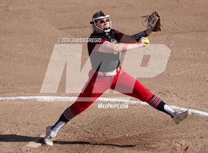 Thumbnail 2 in Elizabeth Forward vs. Hampton (WPIAL 4A Final) photogallery.