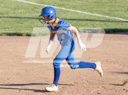 Thumbnail 1 in Elizabeth Forward vs. Hampton (WPIAL 4A Final) photogallery.