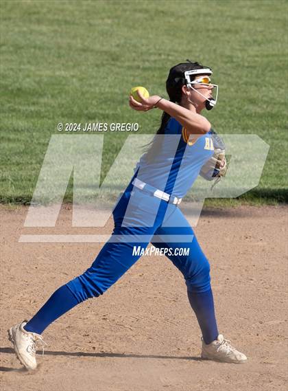 Thumbnail 1 in Elizabeth Forward vs. Hampton (WPIAL 4A Final) photogallery.