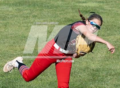 Thumbnail 2 in Elizabeth Forward vs. Hampton (WPIAL 4A Final) photogallery.