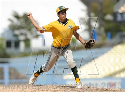 Thumbnail 1 in Serra vs. Mira Costa (CIF-SS D3 Final) photogallery.