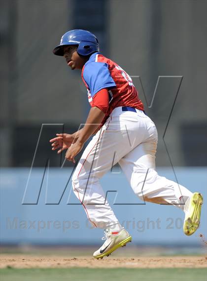 Thumbnail 3 in Serra vs. Mira Costa (CIF-SS D3 Final) photogallery.