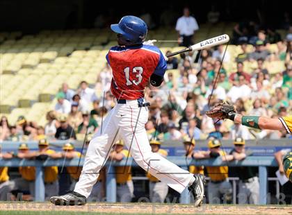 Thumbnail 3 in Serra vs. Mira Costa (CIF-SS D3 Final) photogallery.