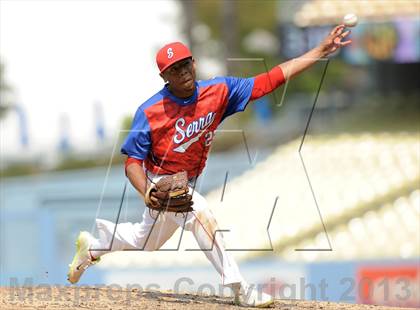Thumbnail 2 in Serra vs. Mira Costa (CIF-SS D3 Final) photogallery.