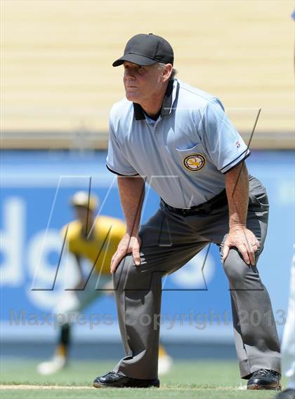 Thumbnail 2 in Serra vs. Mira Costa (CIF-SS D3 Final) photogallery.