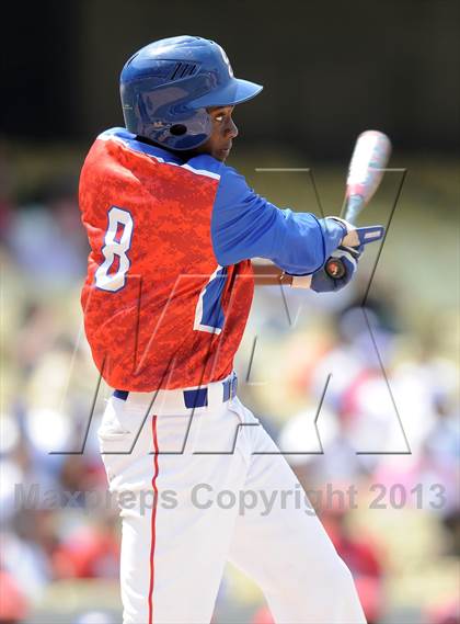 Thumbnail 2 in Serra vs. Mira Costa (CIF-SS D3 Final) photogallery.