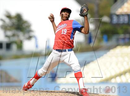 Thumbnail 1 in Serra vs. Mira Costa (CIF-SS D3 Final) photogallery.