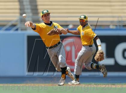 Thumbnail 3 in Serra vs. Mira Costa (CIF-SS D3 Final) photogallery.