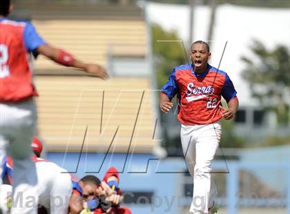 Thumbnail 1 in Serra vs. Mira Costa (CIF-SS D3 Final) photogallery.