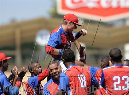 Thumbnail 3 in Serra vs. Mira Costa (CIF-SS D3 Final) photogallery.