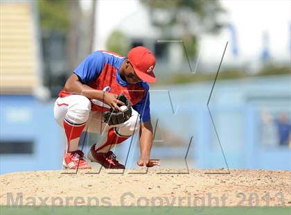 Thumbnail 2 in Serra vs. Mira Costa (CIF-SS D3 Final) photogallery.