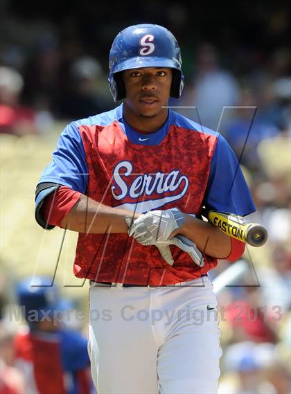 Thumbnail 2 in Serra vs. Mira Costa (CIF-SS D3 Final) photogallery.