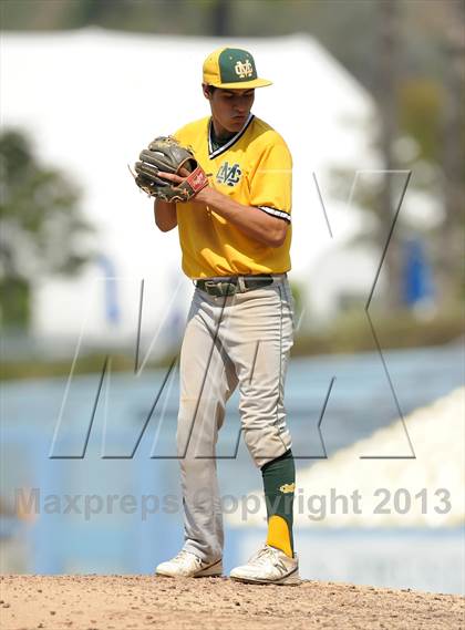 Thumbnail 1 in Serra vs. Mira Costa (CIF-SS D3 Final) photogallery.