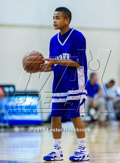 Thumbnail 3 in MacArthur vs Warren A photogallery.