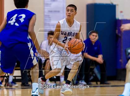 Thumbnail 1 in MacArthur vs Warren A photogallery.