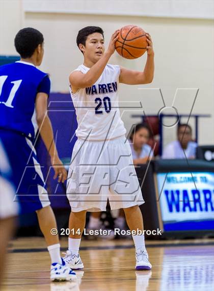 Thumbnail 3 in MacArthur vs Warren A photogallery.