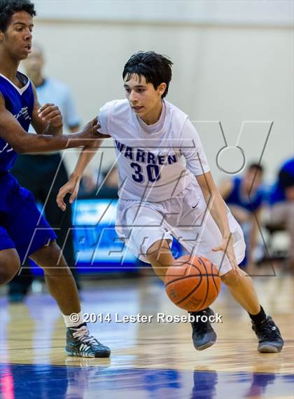 Thumbnail 1 in MacArthur vs Warren A photogallery.