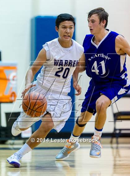 Thumbnail 2 in MacArthur vs Warren A photogallery.