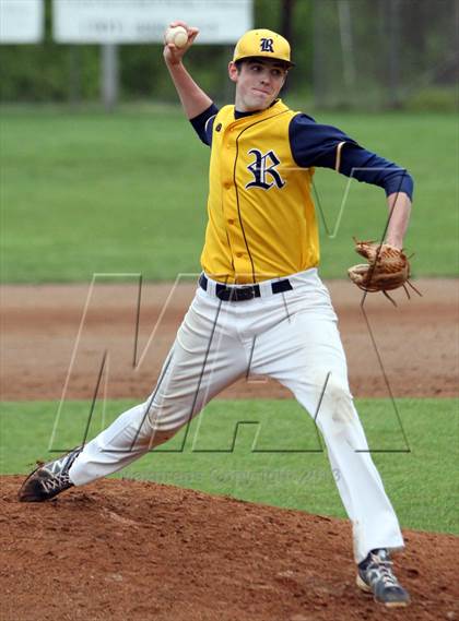 Thumbnail 2 in Riverdale Baptist vs. DeMatha photogallery.